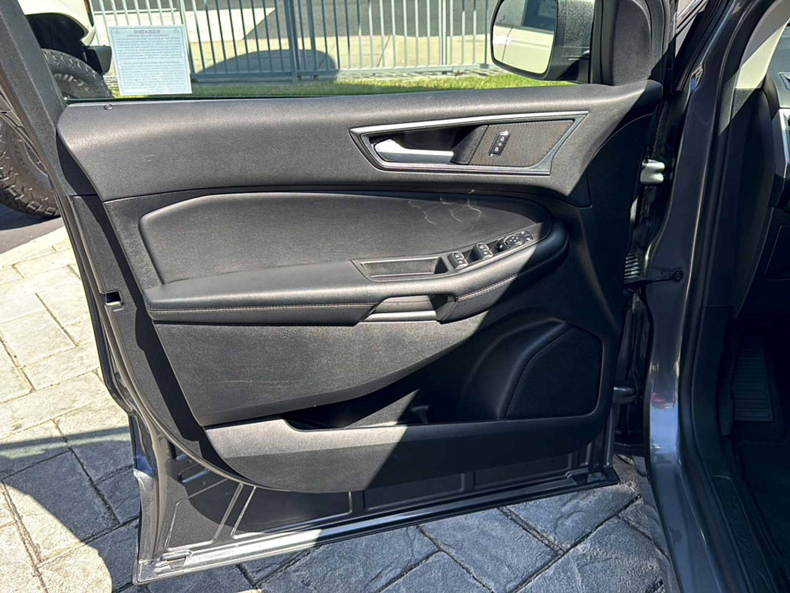 Used 2024 Ford Edge SE AWD/4WD image 14