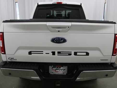 Used 2018 Ford F150 Lariat w/ Max Trailer Tow Package image 5