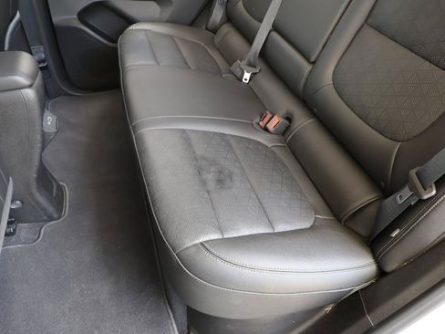 Used 2022 Chevrolet Bolt LT w/ Infotainment Package FWD image 23