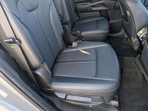 Used 2022 Kia Sorento SX image 19