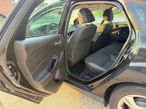 Used 2014 Ford Focus SE FWD image 13