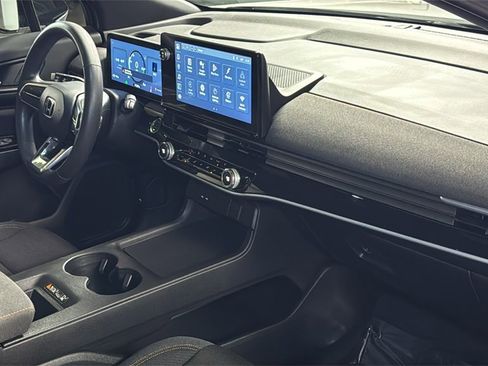 Used 2024 Honda Prologue EX image 10