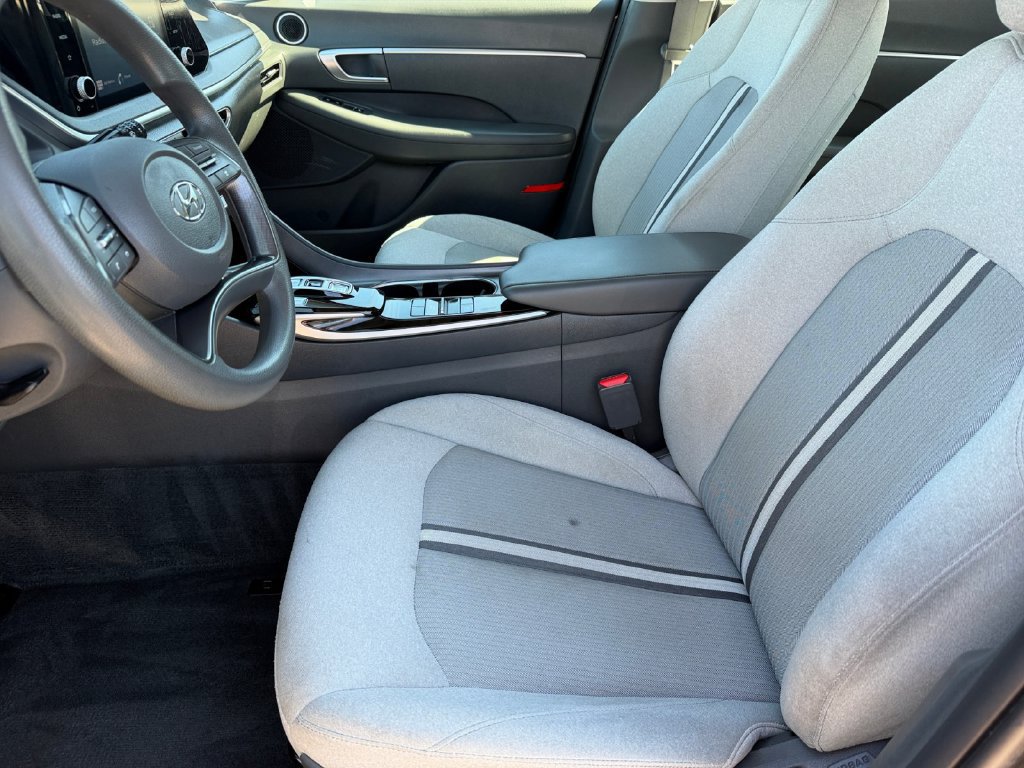 Used 2022 Hyundai Sonata SE w/ Cargo Package FWD image 10