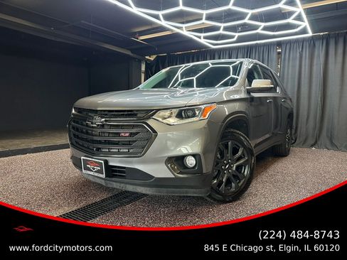 Used 2021 Chevrolet Traverse RS FWD image 1