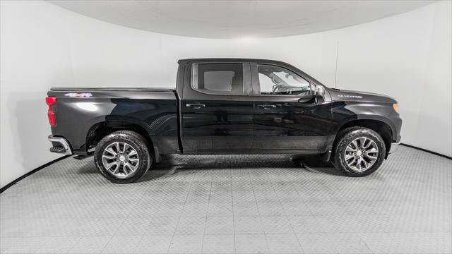 Used 2023 Chevrolet Silverado 1500 LT AWD/4WD image 9