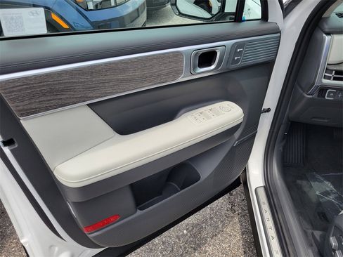 New 2025 Hyundai Santa Fe Calligraphy image 6