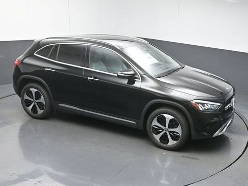 Used 2026 Mercedes-Benz GLA 250 image 42
