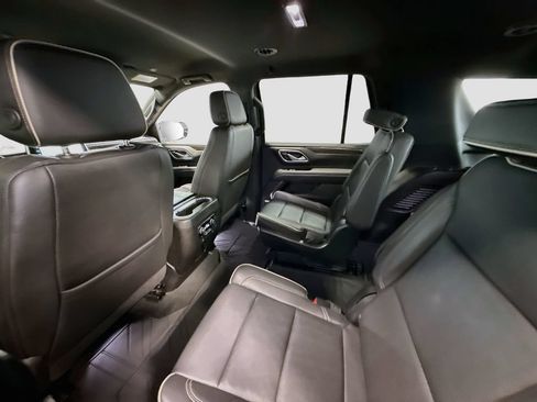 Used 2022 Chevrolet Tahoe Premier AWD/4WD image 25