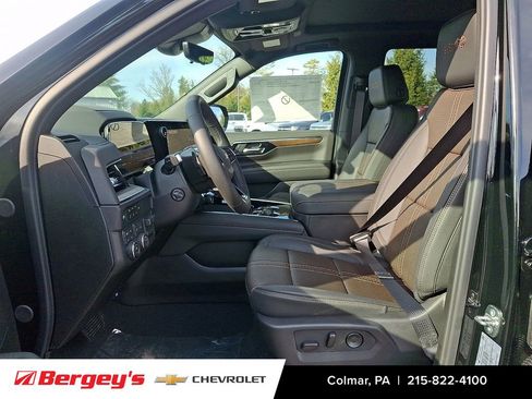 New 2026 Chevrolet Tahoe High Country AWD/4WD image 9