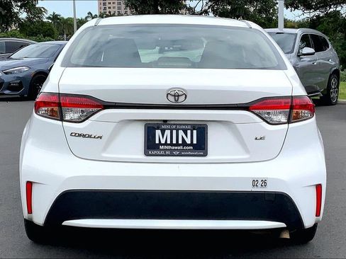 Used 2022 Toyota Corolla LE image 4