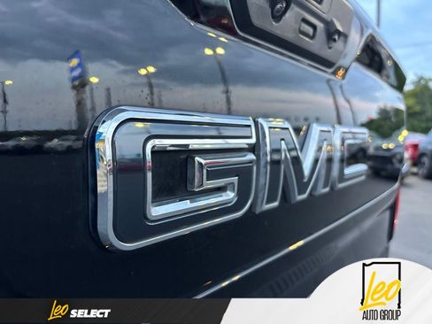 Used 2024 GMC Sierra 1500 Denali Ultimate AWD/4WD image 21
