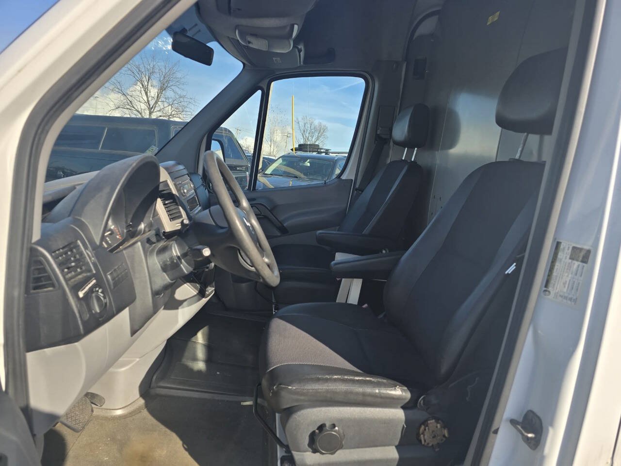 Used 2012 Mercedes-Benz Sprinter 2500 image 7