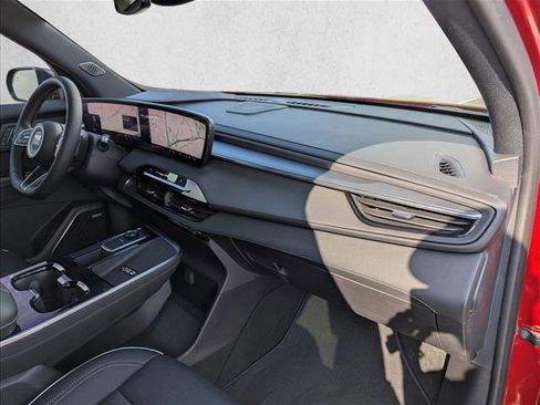 Used 2025 Buick Enclave Sport Touring w/ Power Package image 28