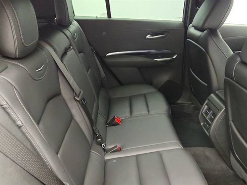 Used 2023 Cadillac XT4 Luxury w/ Cold Weather Package AWD/4WD image 22