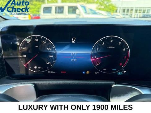 Used 2026 Mercedes-Benz GLB 250 4MATIC image 13