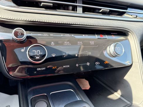 Used 2025 INFINITI QX60 Pure FWD image 17