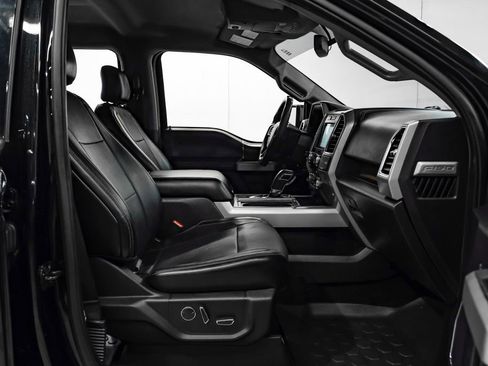Used 2017 Ford F150 Lariat w/ Equipment Group 501A Mid AWD/4WD image 35