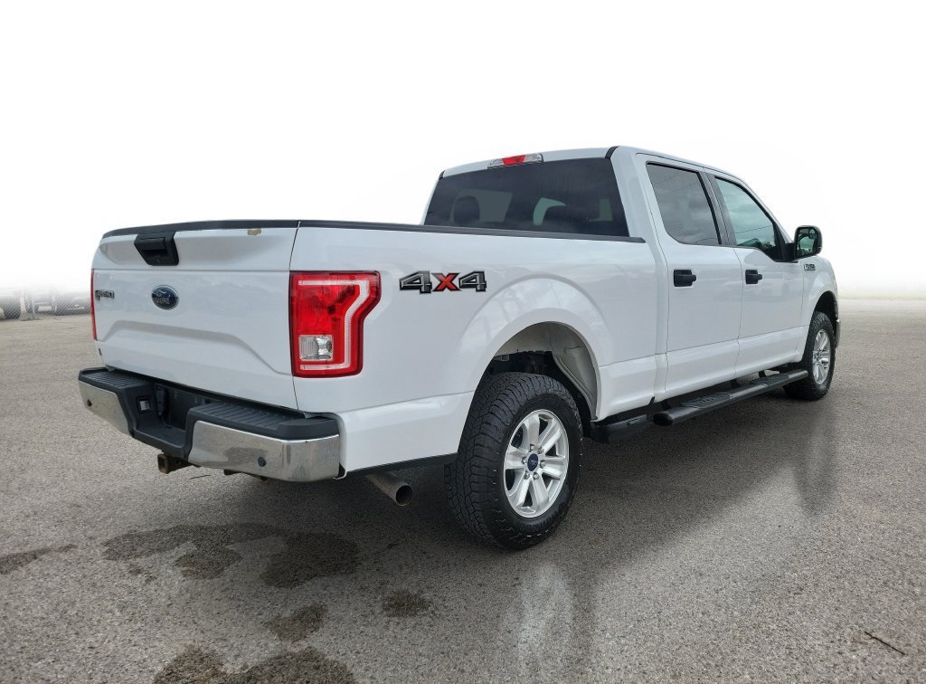 Used 2017 Ford F150 XLT AWD/4WD image 4