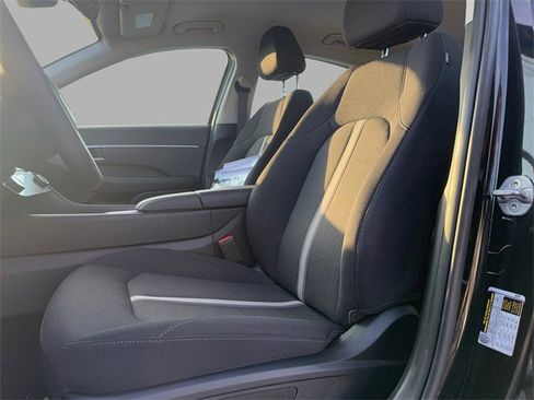 Used 2025 Hyundai Sonata SEL image 9