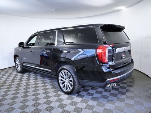 Used 2022 GMC Yukon XL Denali image 6