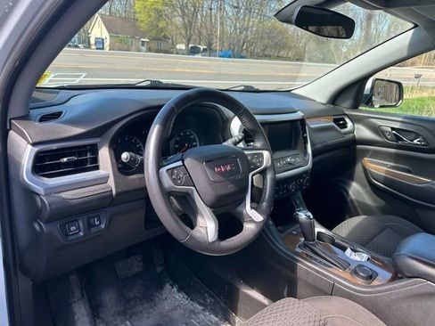 Used 2018 GMC Acadia SLE image 6