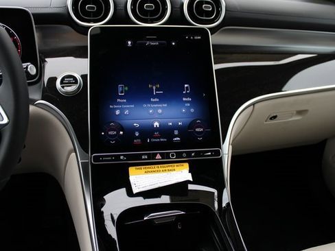 New 2024 Mercedes-Benz GLC 300 4MATIC image 24