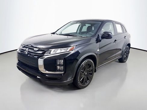 Used 2025 Mitsubishi Outlander Sport LE AWD/4WD image 3