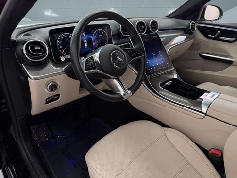Used 2022 Mercedes-Benz C 300 Sedan image 4