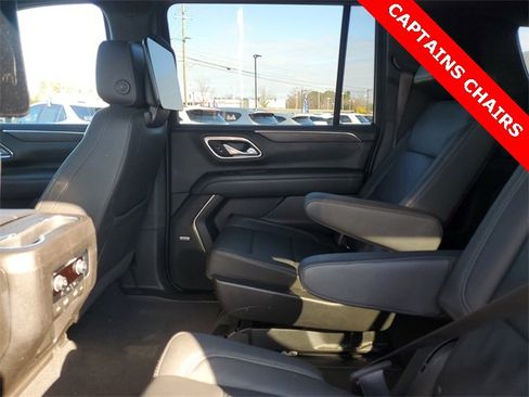 Used 2021 Chevrolet Suburban LT w/ Rear Media and Nav Package image 32