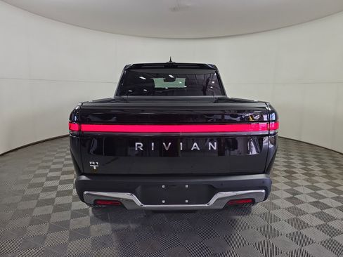 Used 2024 Rivian R1T Adventure image 4