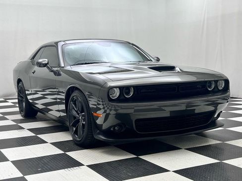 Certified 2022 Dodge Challenger R/T w/ Performance Handling Group image 2
