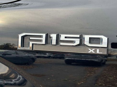 Used 2016 Ford F150 XL w/ Equipment Group 101A Mid image 11