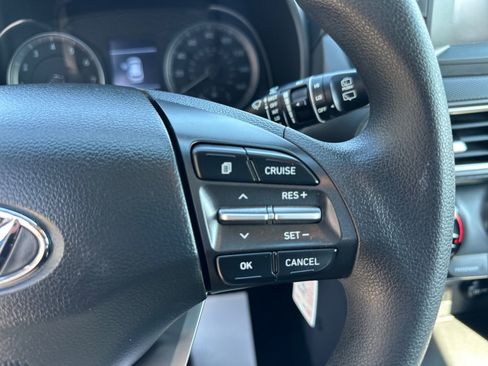 Used 2021 Hyundai Kona SE w/ Cargo Package image 22