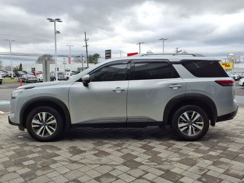 Certified 2023 Nissan Pathfinder S image 7