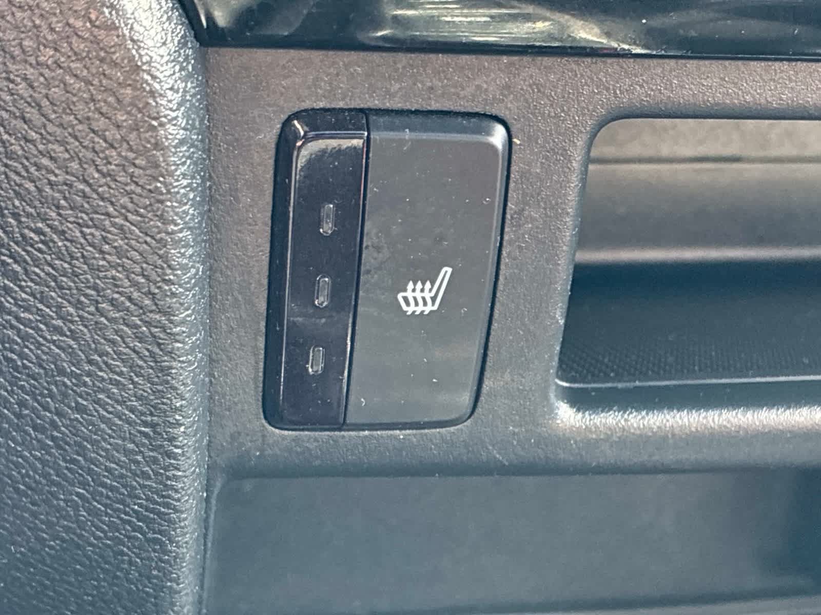 Used 2021 Honda Passport Touring image 38
