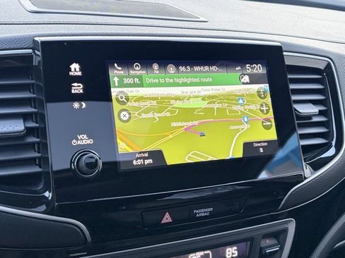 Used 2021 Honda Passport Touring image 3