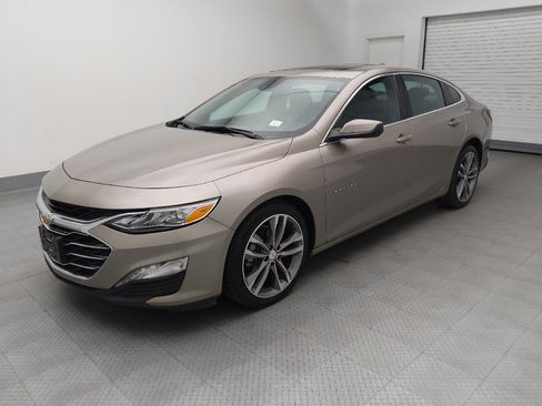 Used 2024 Chevrolet Malibu LT FWD image 2