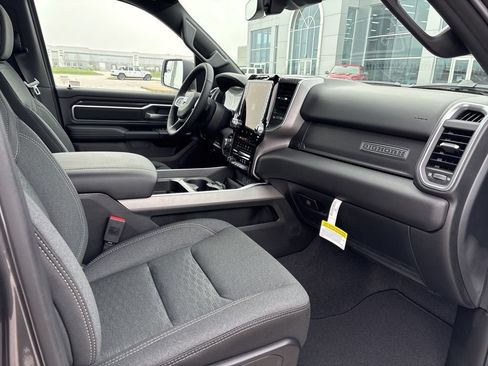 New 2026 RAM 1500 Big Horn AWD/4WD image 14