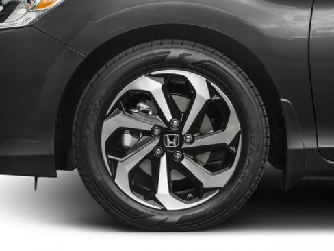 Used 2016 Honda Accord EX-L image 11