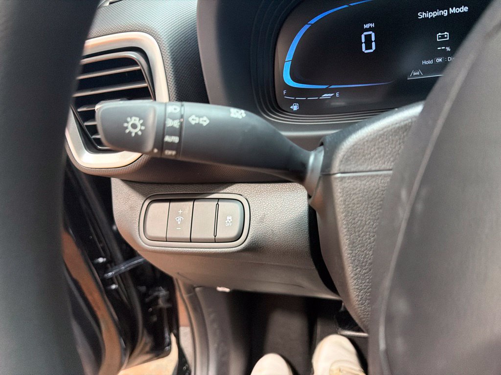 New 2026 Hyundai Venue SE FWD image 31