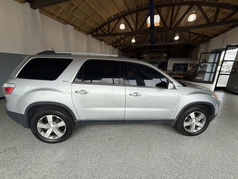 Used 2012 GMC Acadia SLT FWD image 8