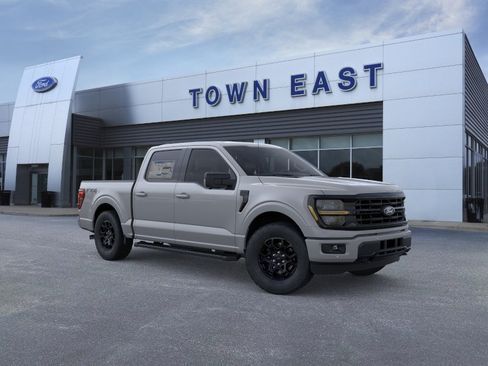New 2026 Ford F150 XLT w/ Equipment Group 302A MID AWD/4WD image 7