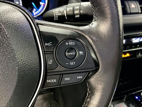 Used 2024 Toyota RAV4 AWD Hybrid w/ Weather Package image 23
