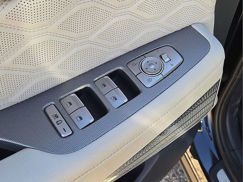 Used 2022 Hyundai Palisade Calligraphy image 20