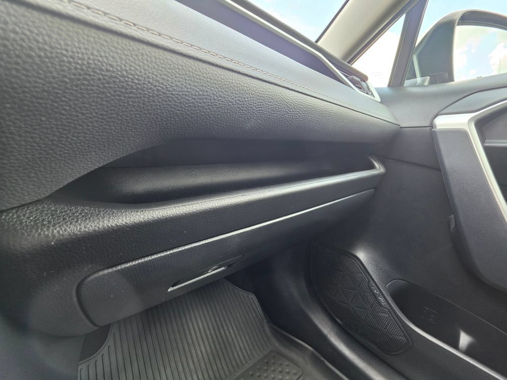 Used 2023 Toyota RAV4 XLE FWD image 21