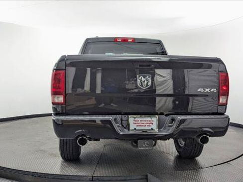 Used 2017 RAM 1500 Express AWD/4WD image 7