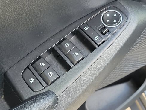 Used 2021 Kia Seltos EX AWD/4WD image 25