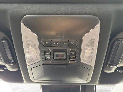 Used 2025 Toyota RAV4 XSE w/ Weather Package AWD/4WD image 24