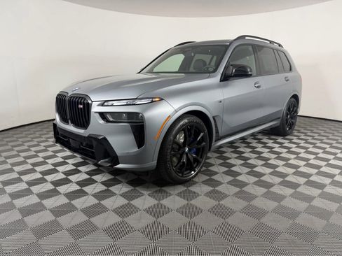 New 2026 BMW X7 M60i image 7