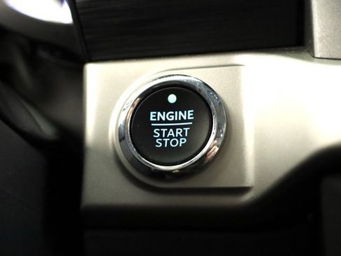 Used 2021 Ford F150 XLT w/ Equipment Group 302A High image 28